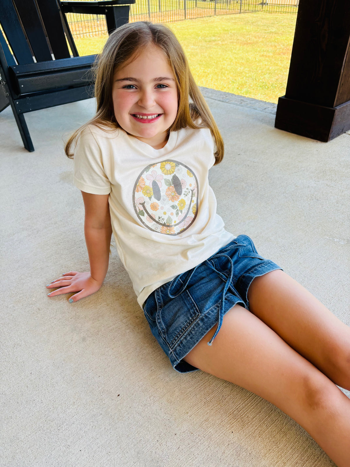 Floral Smiley Girls T-Shirt – Fun & Happy Vibes
