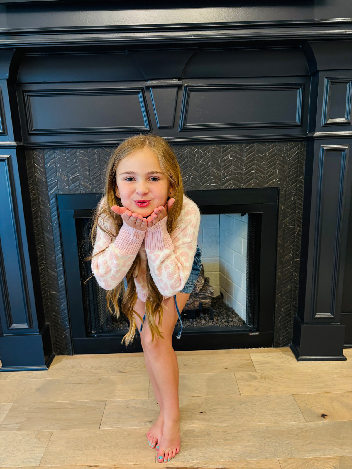 Girl's Light Pink Leopard Sweater – Cozy & Stylish Knit