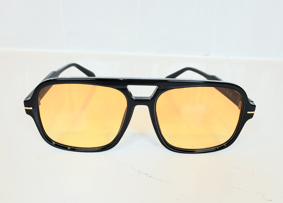 Natalie Oversized Aviator Sunglasses (Black Frame/Amber Lens) - On Mays Street