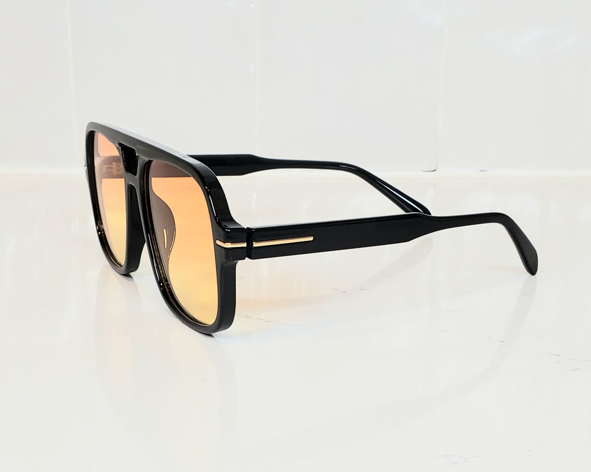 Natalie Oversized Aviator Sunglasses (Black Frame/Amber Lens) - On Mays Street