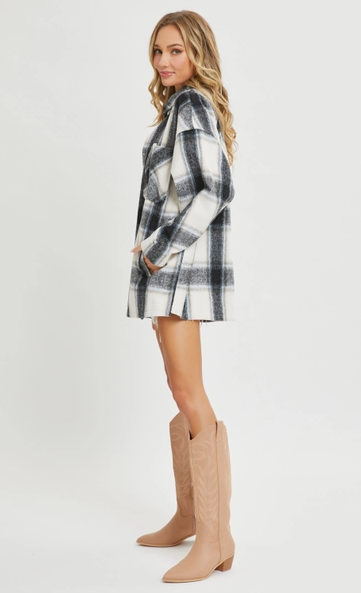 Flannel Shacket (Black/Ivory) - On Mays Street